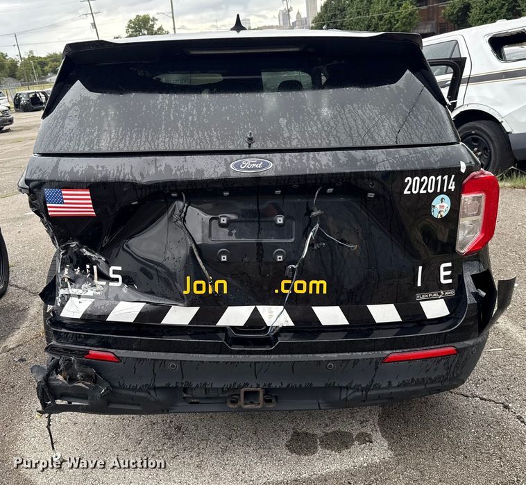image for item EG8756 2021 Ford Explorer Police SUV