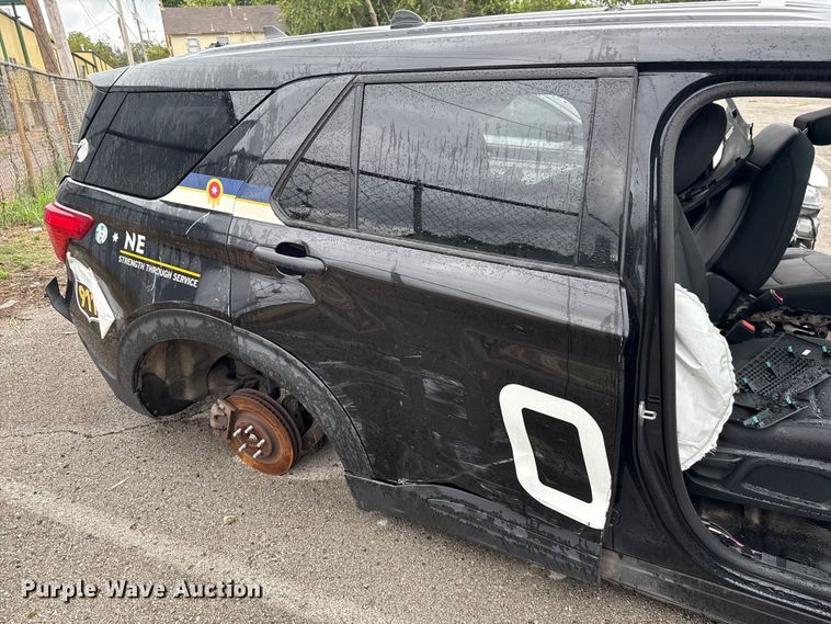 image for item EG8756 2021 Ford Explorer Police SUV