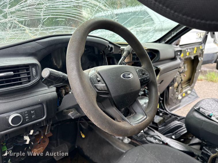 image for item EG8756 2021 Ford Explorer Police SUV