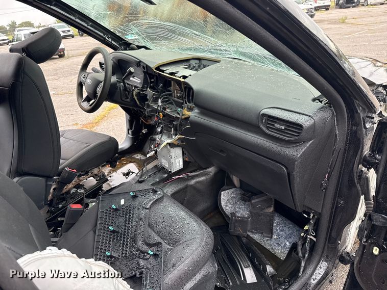 image for item EG8756 2021 Ford Explorer Police SUV