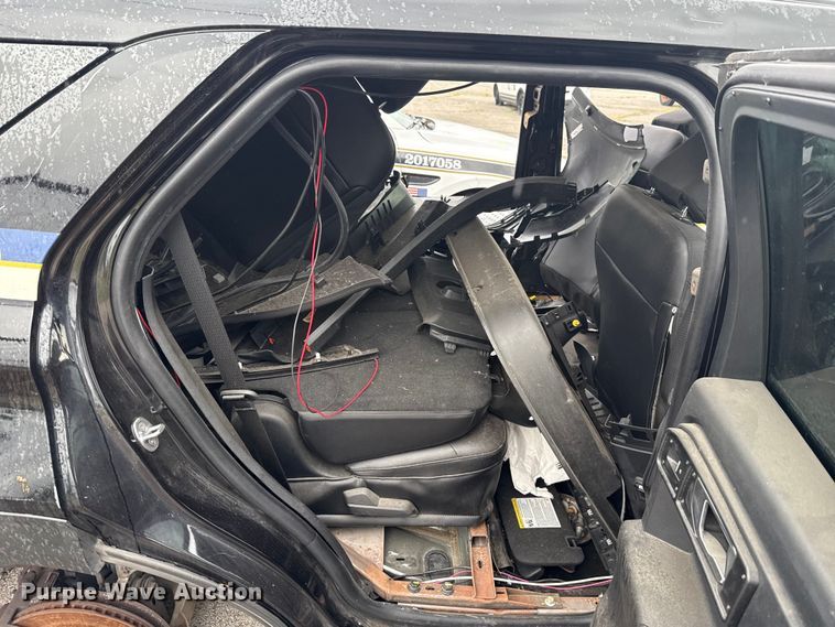 image for item EG8756 2021 Ford Explorer Police SUV