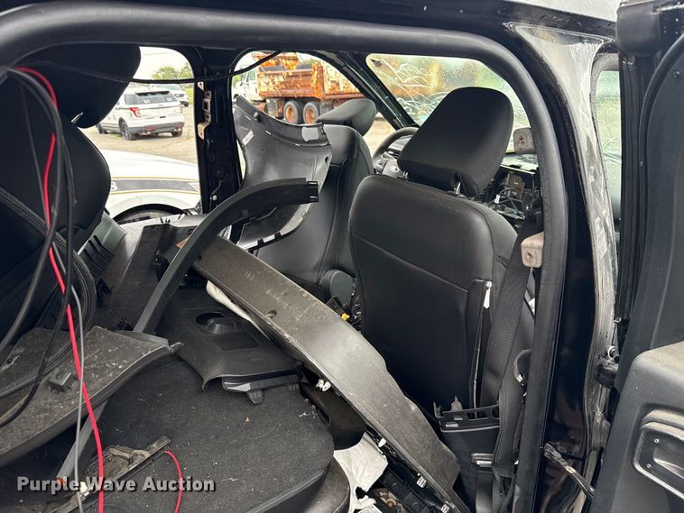 image for item EG8756 2021 Ford Explorer Police SUV