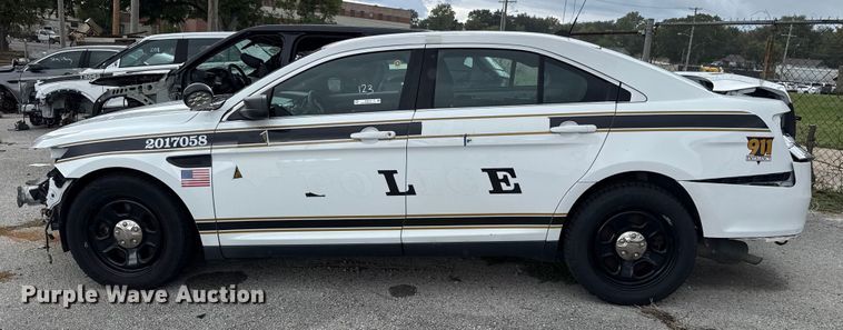 image for item EG8757 2017 Ford Taurus Police 