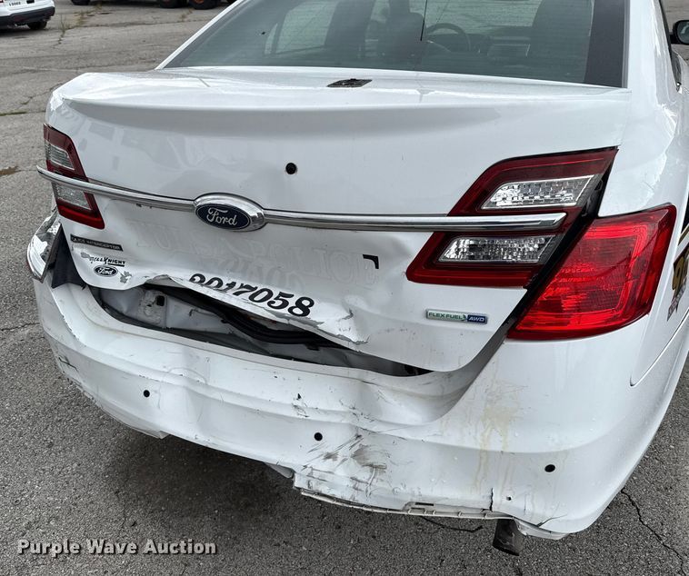 image for item EG8757 2017 Ford Taurus Police 