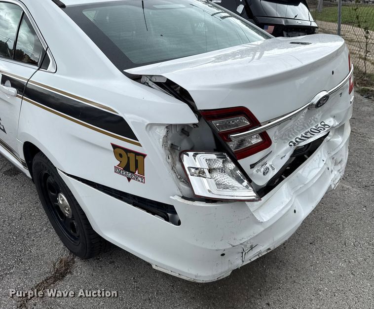 image for item EG8757 2017 Ford Taurus Police 