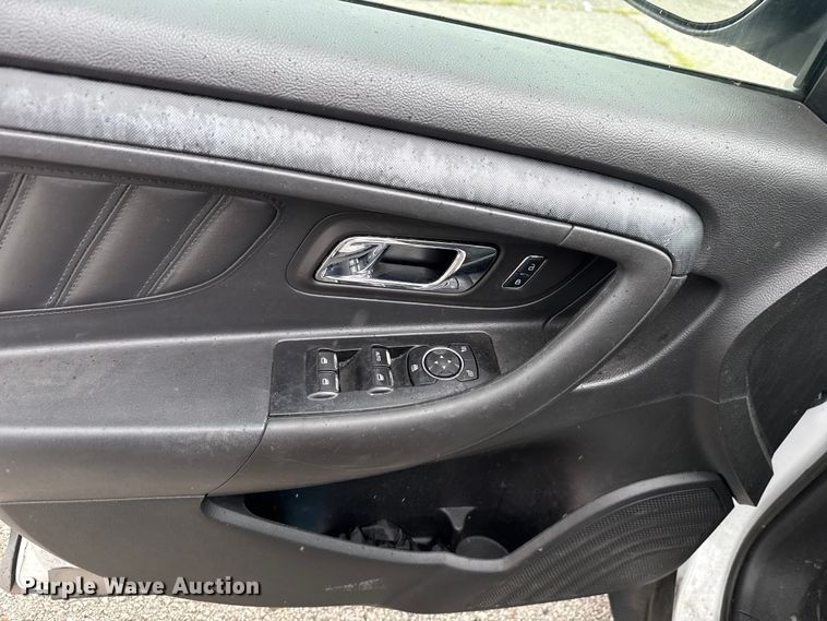 image for item EG8757 2017 Ford Taurus Police 