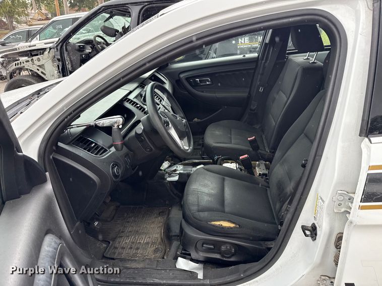 image for item EG8757 2017 Ford Taurus Police 