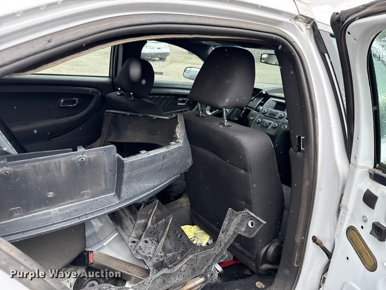 image for item EG8757 2017 Ford Taurus Police 