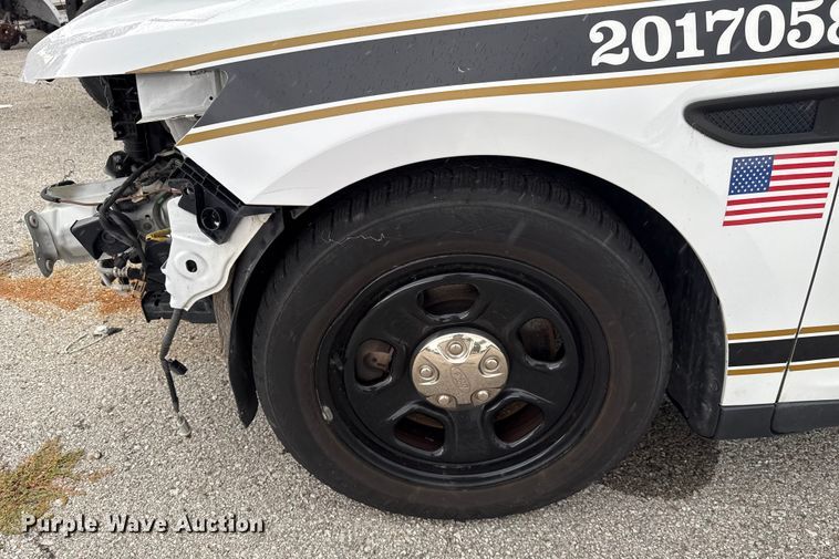 image for item EG8757 2017 Ford Taurus Police 