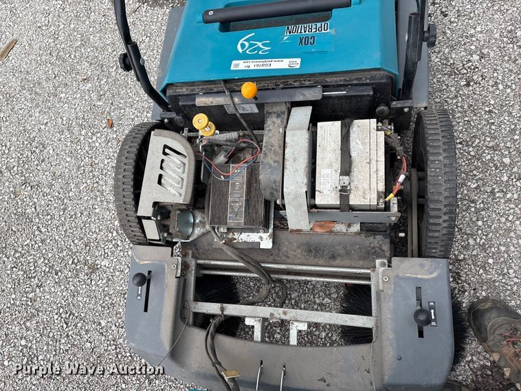 image for item EG8761 Tennant S3B floor sweeper