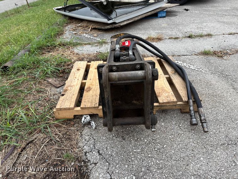 image for item EG8765 Indeco breaker