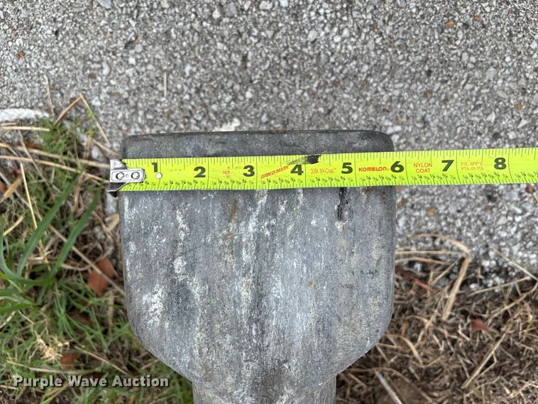 image for item EG8765 Indeco breaker