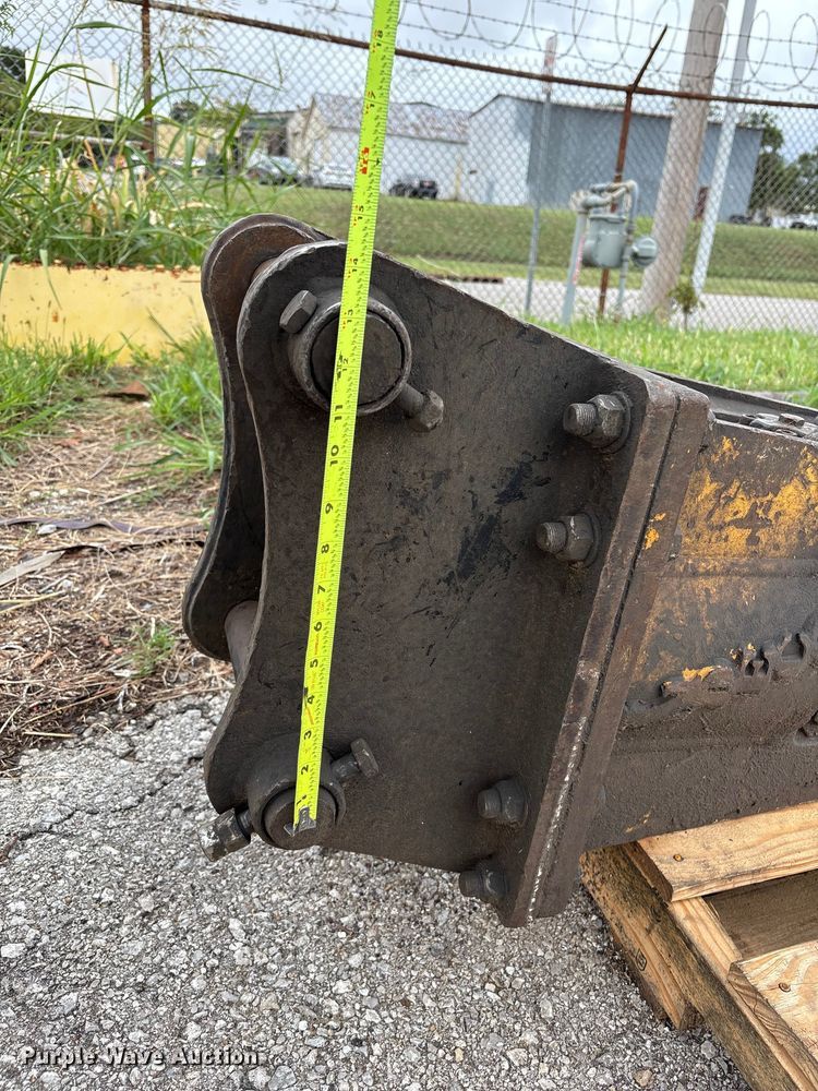 image for item EG8765 Indeco breaker