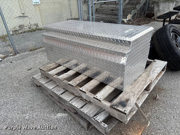 image for item EG8766 UWS toolbox