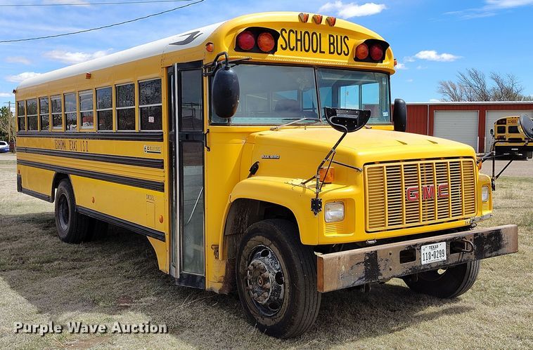 image for item EH0219 2002 Blue Bird school bus