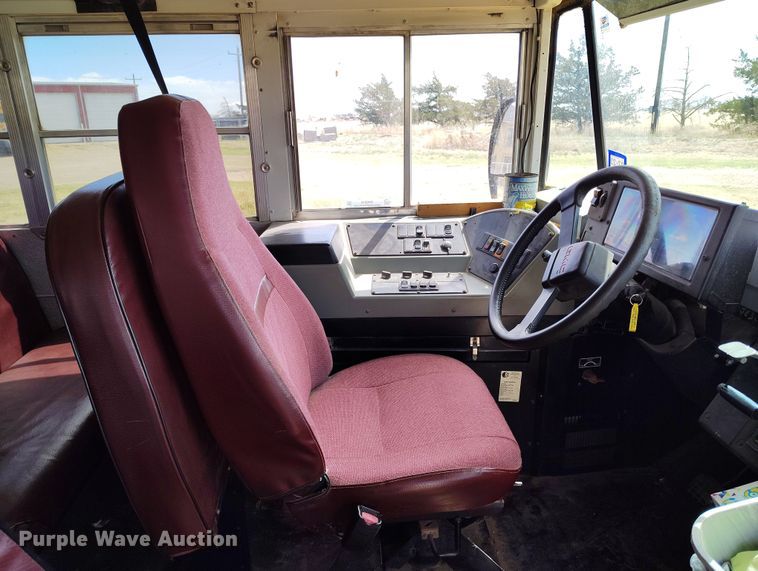 image for item EH0219 2002 Blue Bird school bus