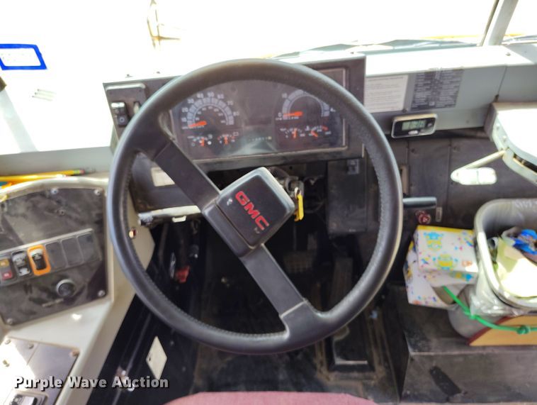 image for item EH0219 2002 Blue Bird school bus