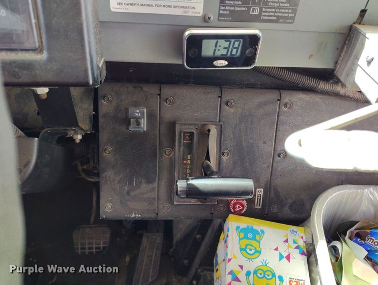 image for item EH0219 2002 Blue Bird school bus