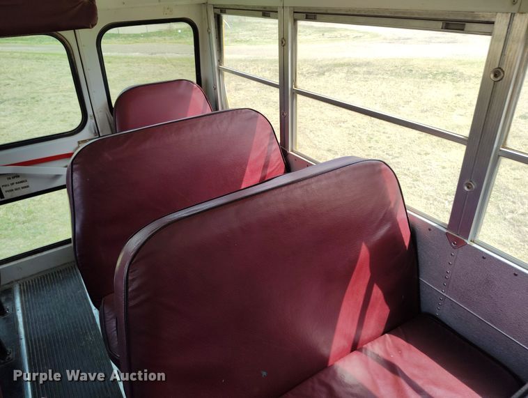 image for item EH0219 2002 Blue Bird school bus