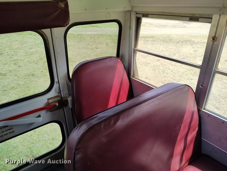 image for item EH0219 2002 Blue Bird school bus