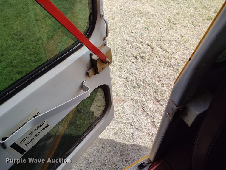 image for item EH0219 2002 Blue Bird school bus