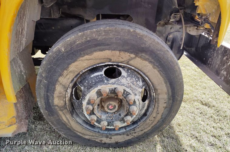 image for item EH0219 2002 Blue Bird school bus