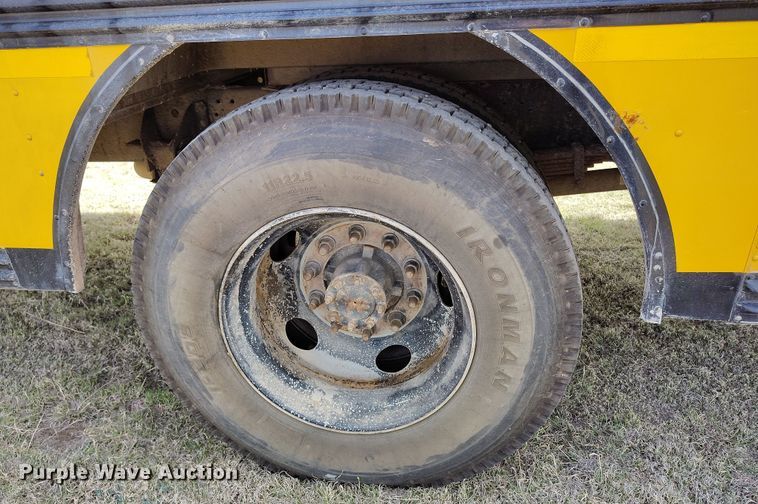 image for item EH0219 2002 Blue Bird school bus