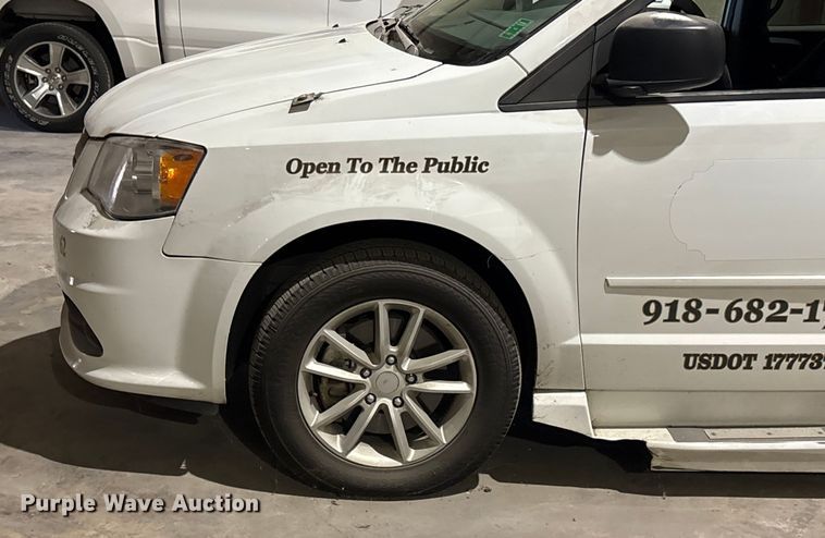 image for item EH7520 2015 Dodge Grand Caravan handicap accessible van