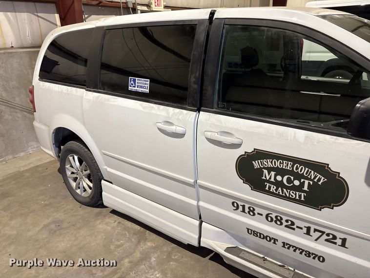 image for item EH7520 2015 Dodge Grand Caravan handicap accessible van