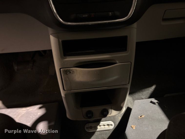 image for item EH7520 2015 Dodge Grand Caravan handicap accessible van