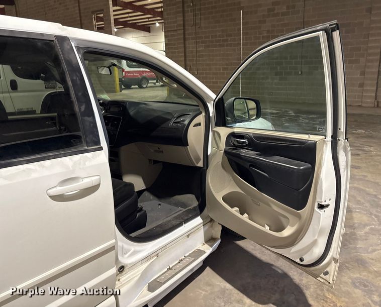 image for item EH7520 2015 Dodge Grand Caravan handicap accessible van