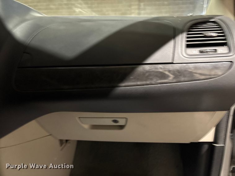 image for item EH7520 2015 Dodge Grand Caravan handicap accessible van