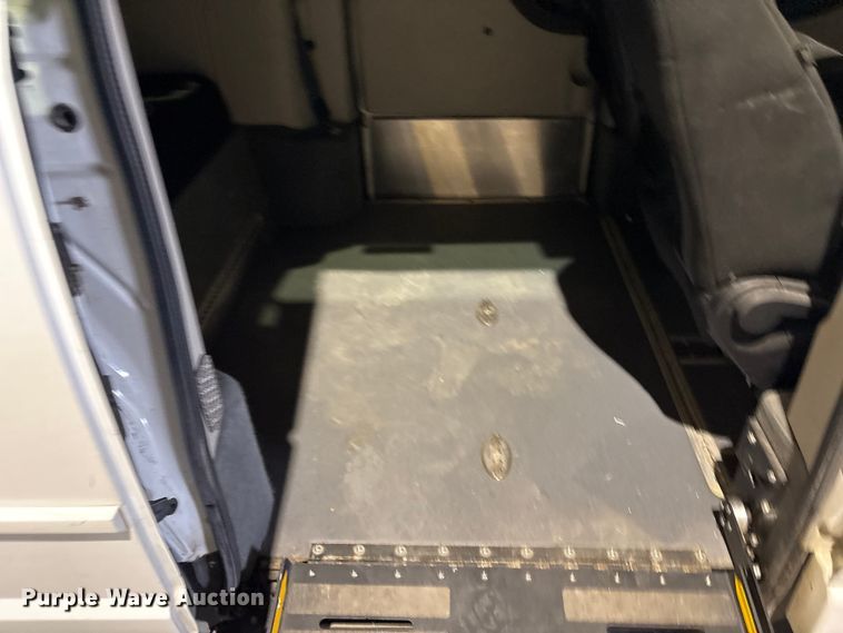 image for item EH7520 2015 Dodge Grand Caravan handicap accessible van