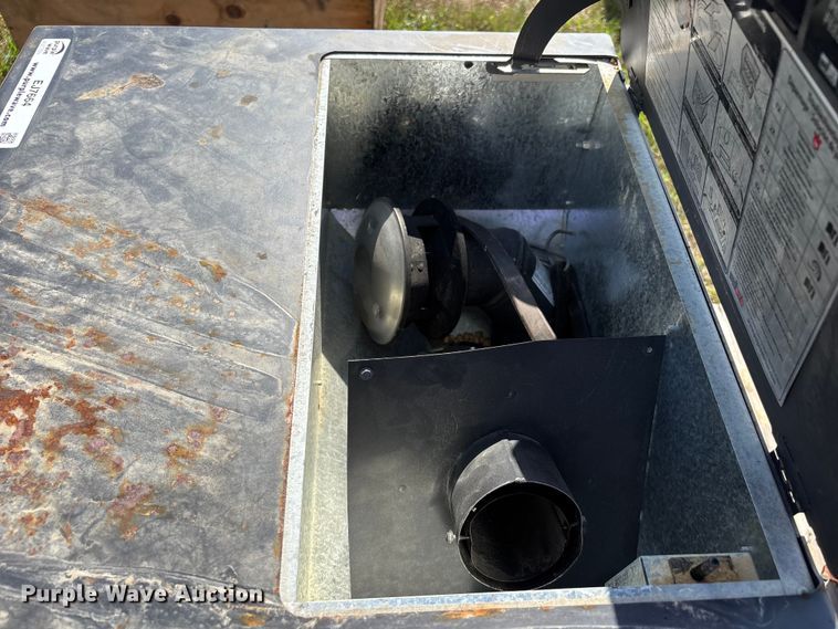 image for item EJ7664 Pellet furnace