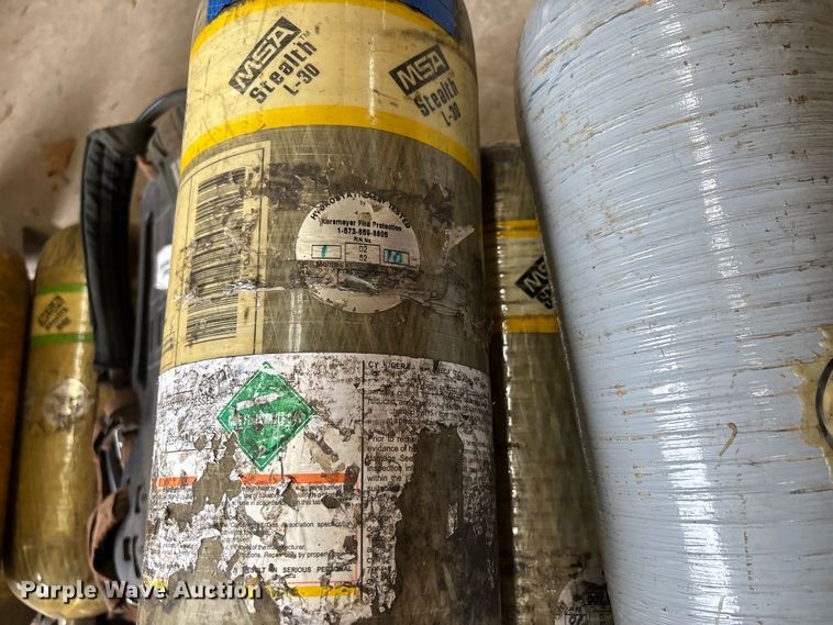 image for item EJ7670 MSA SCBA equipment