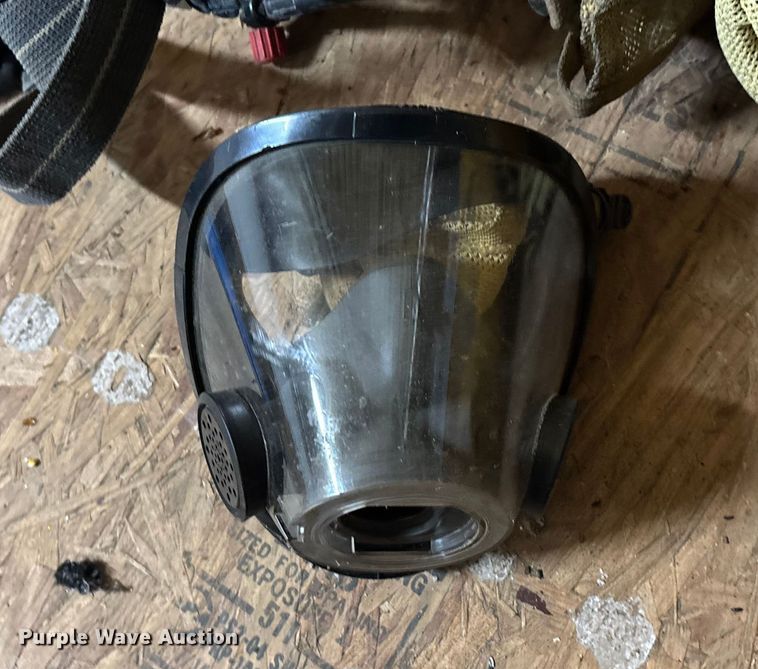 image for item EJ7671 Scott SCBA equipment