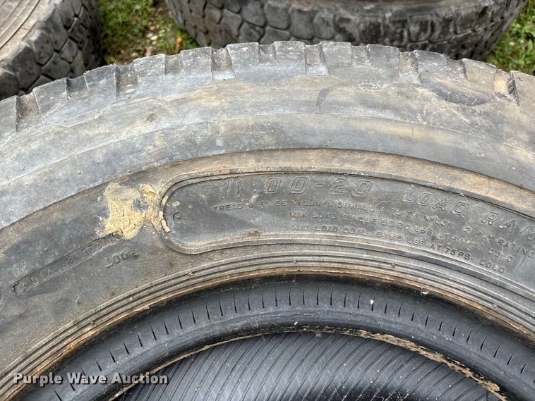 image for item EJ7673 Truck tires and wheels