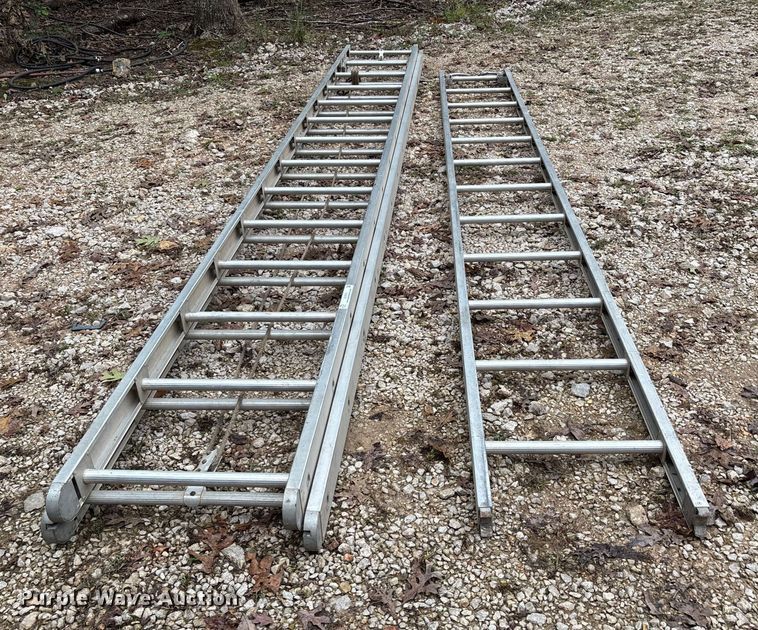 image for item EJ7674 4' ladder