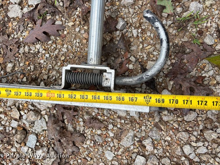 image for item EJ7674 4' ladder