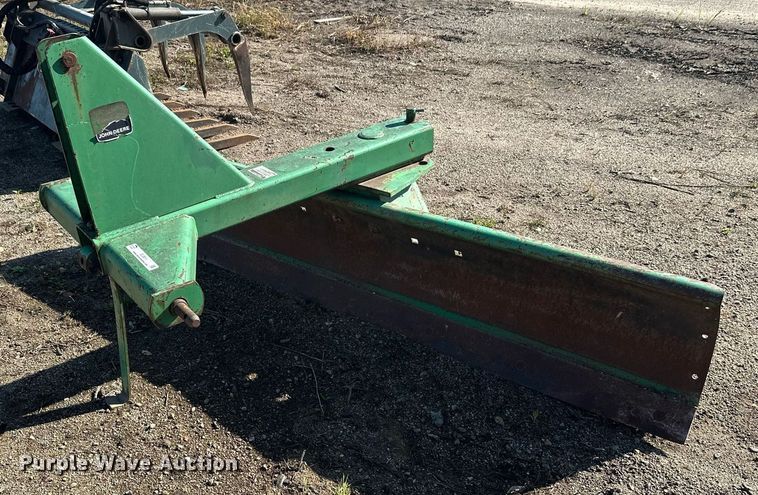 image for item EL0011 John Deere blade