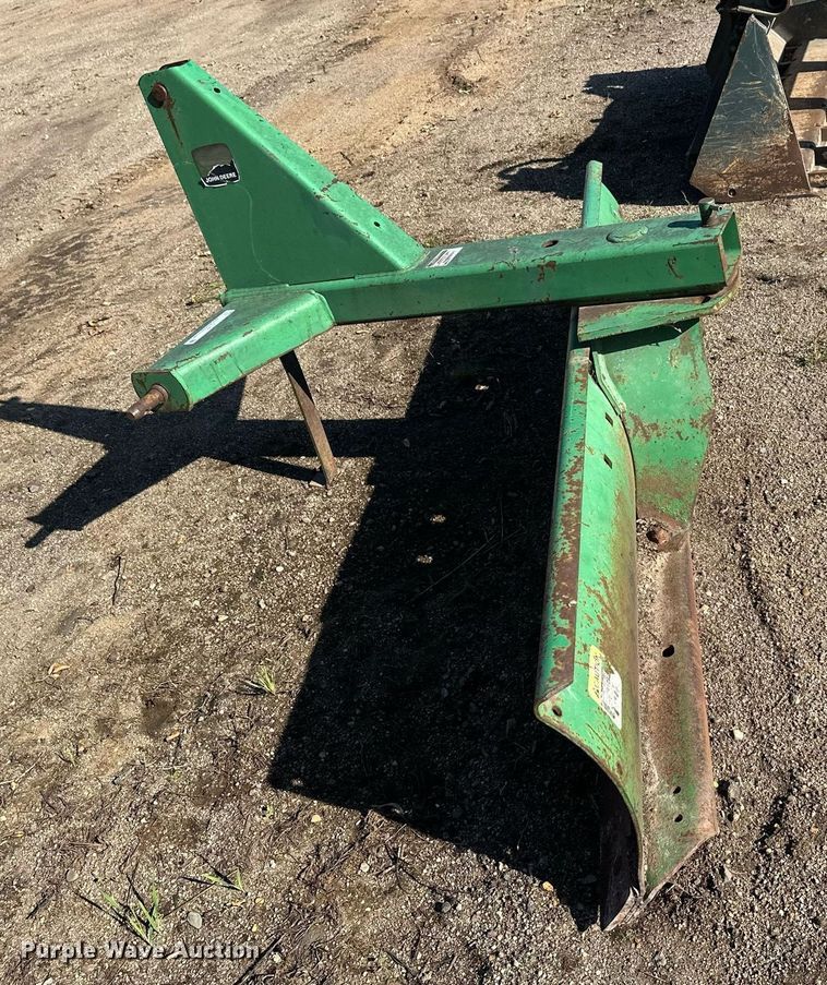image for item EL0011 John Deere blade