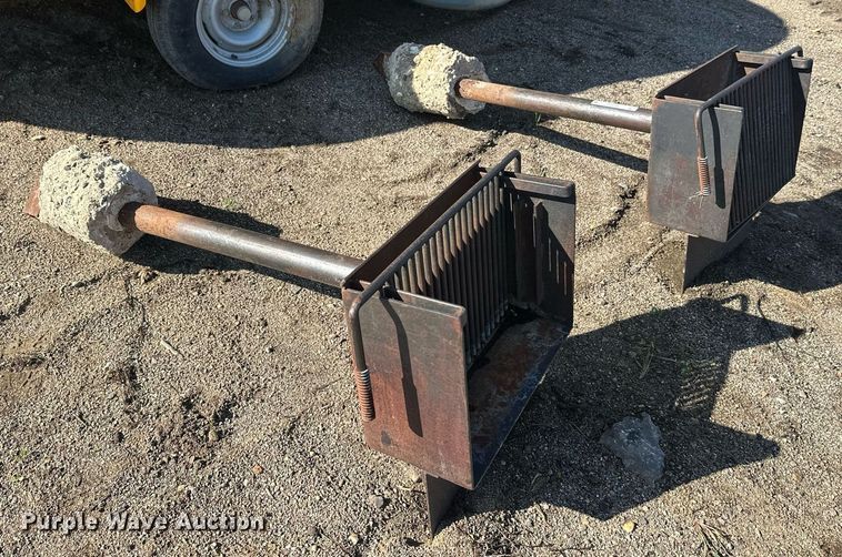 image for item EL0013 (2) grills