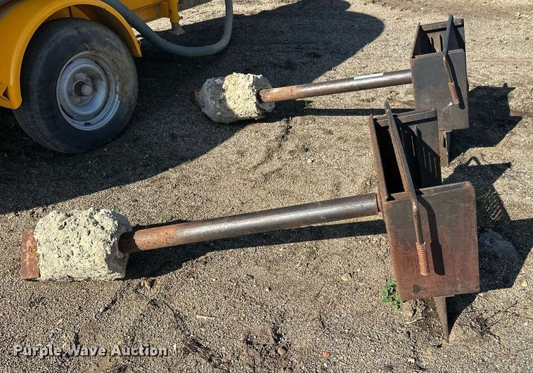 image for item EL0013 (2) grills