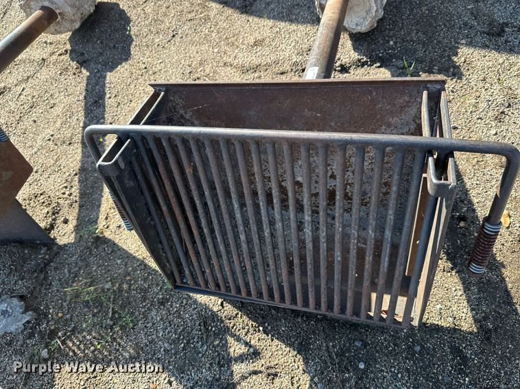 image for item EL0013 (2) grills