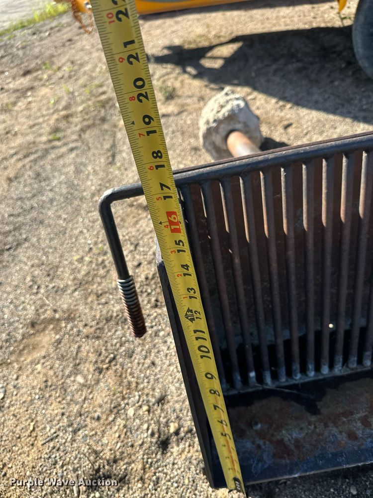 image for item EL0013 (2) grills