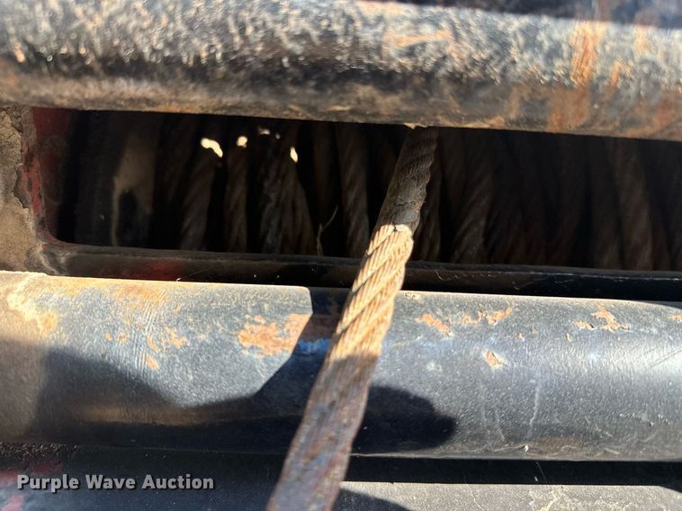 image for item EL0015 1997 International 4900 digger derrick truck