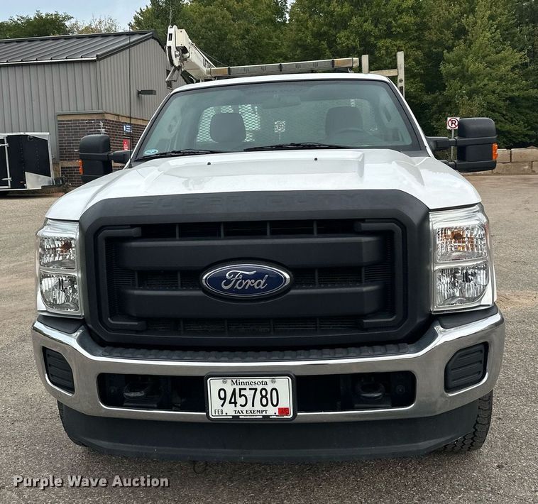 image for item EL0019 2014 Ford F350 utility bed pickup truck