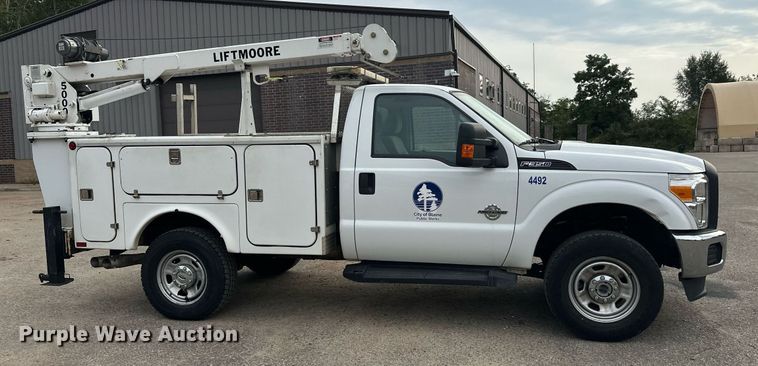 image for item EL0019 2014 Ford F350 utility bed pickup truck