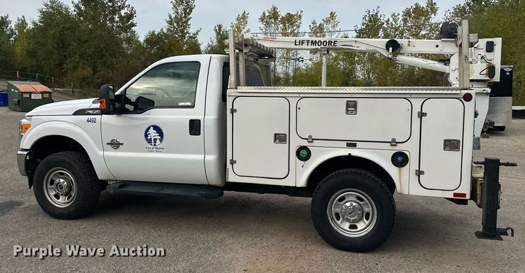 image for item EL0019 2014 Ford F350 utility bed pickup truck