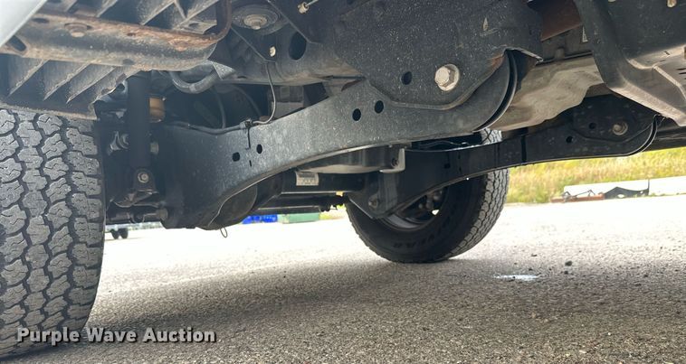 image for item EL0019 2014 Ford F350 utility bed pickup truck